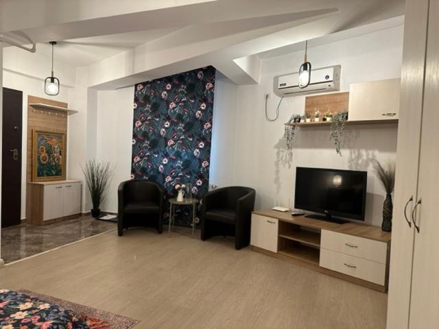 Central Studio Bucur 부쿠레슈티 외부 사진