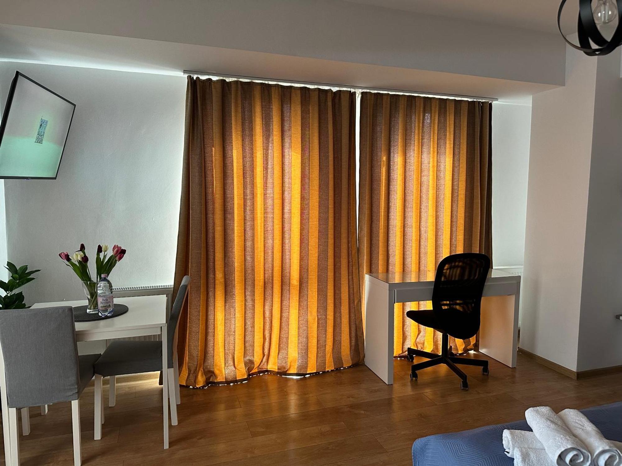 Central Studio Bucur 부쿠레슈티 외부 사진