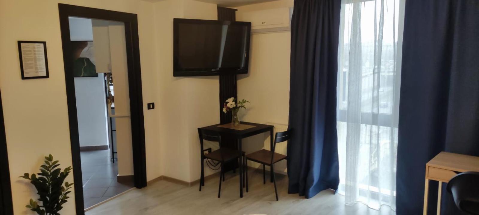 Central Studio Bucur 부쿠레슈티 외부 사진