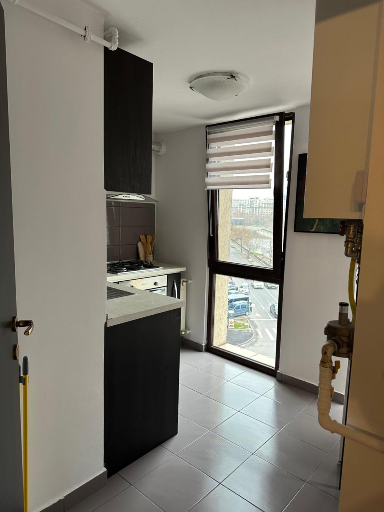 Central Studio Bucur 부쿠레슈티 외부 사진